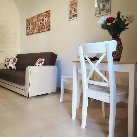 Casa Vacanze Donna Lucia Apartment *